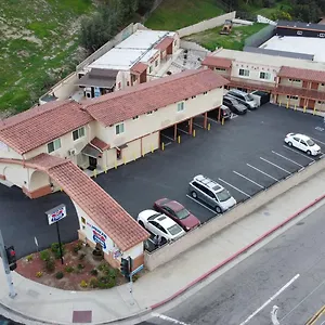 Motel New American & **