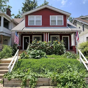 Hostel The Wayfaring Buckeye 